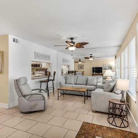 Sea Breeze 203 By Vacation Homes Collection