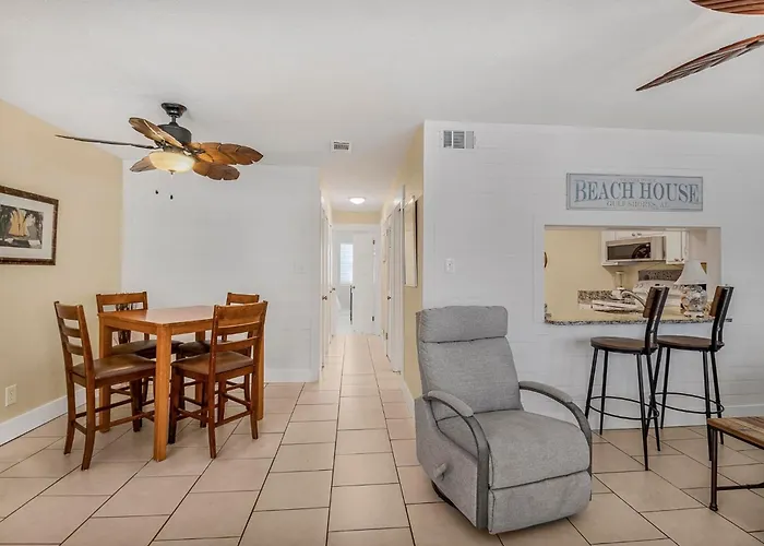 Apartment Sea Breeze 203 By Collection Gulf Shores