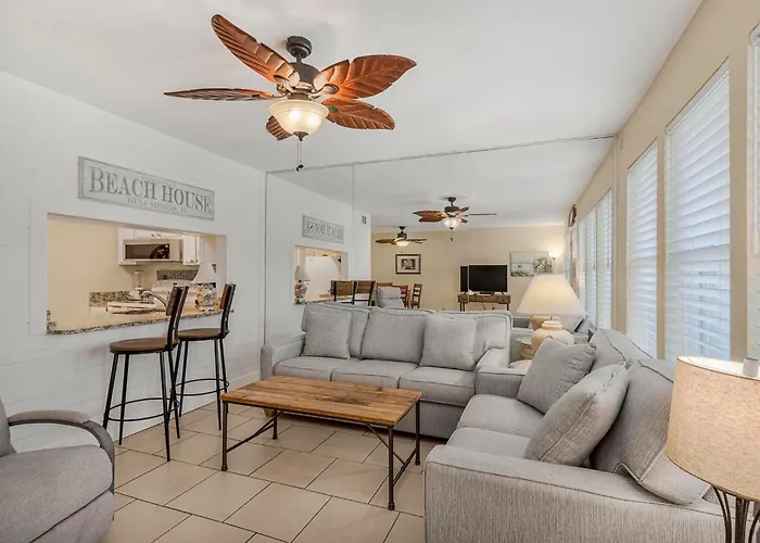 Sea Breeze 203 By Collection Apartment