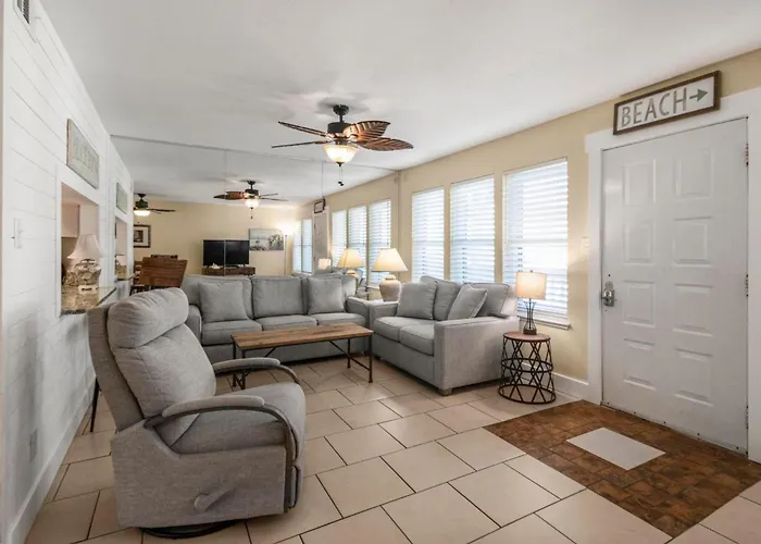 Sea Breeze 203 By Collection Apartment *